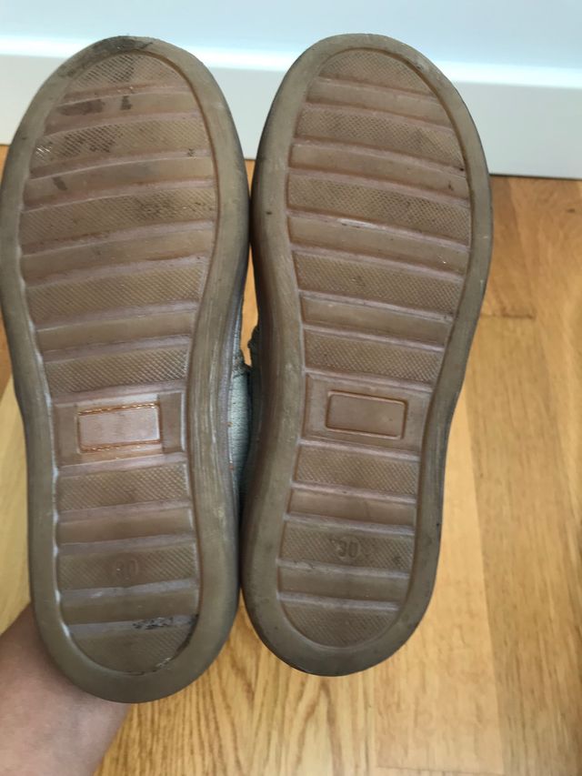 Merceditas niña talla 30