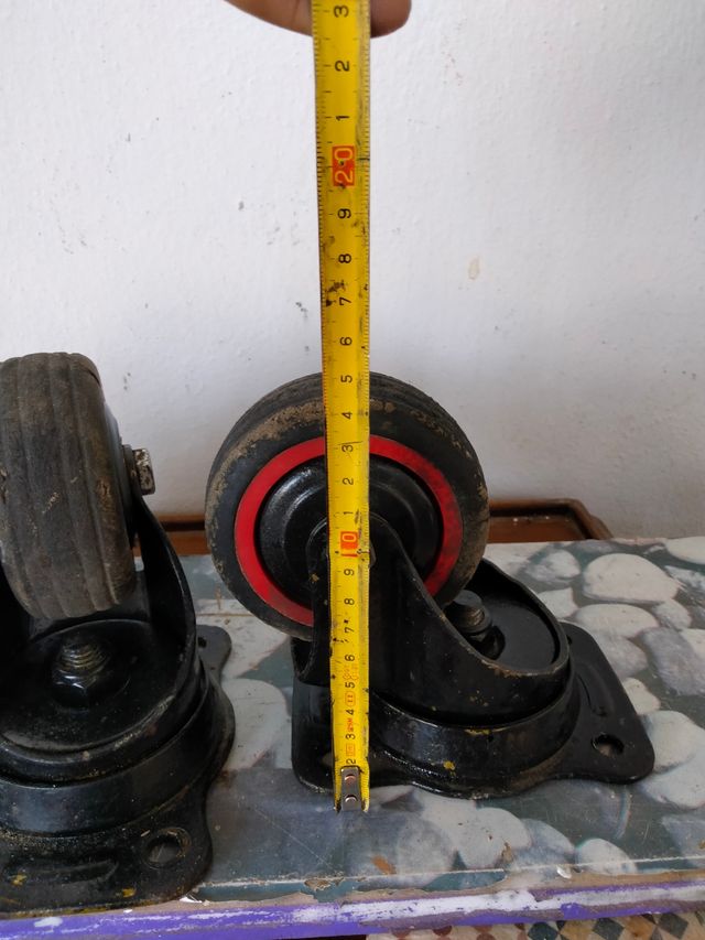 4ruedas grandes giratorias