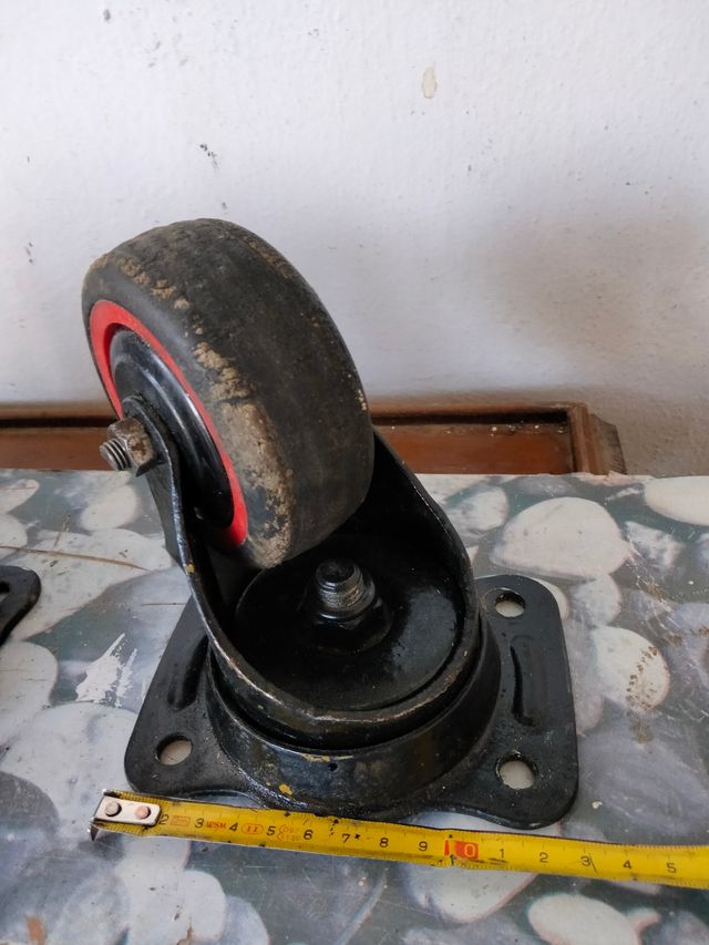 4ruedas grandes giratorias