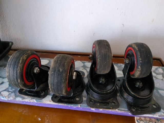 4ruedas grandes giratorias