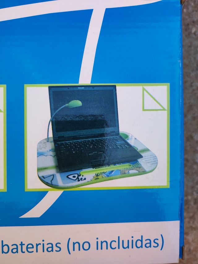 mesita portátil para pc con luz