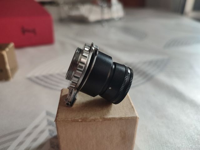 visor con lupa 2X de los años 70