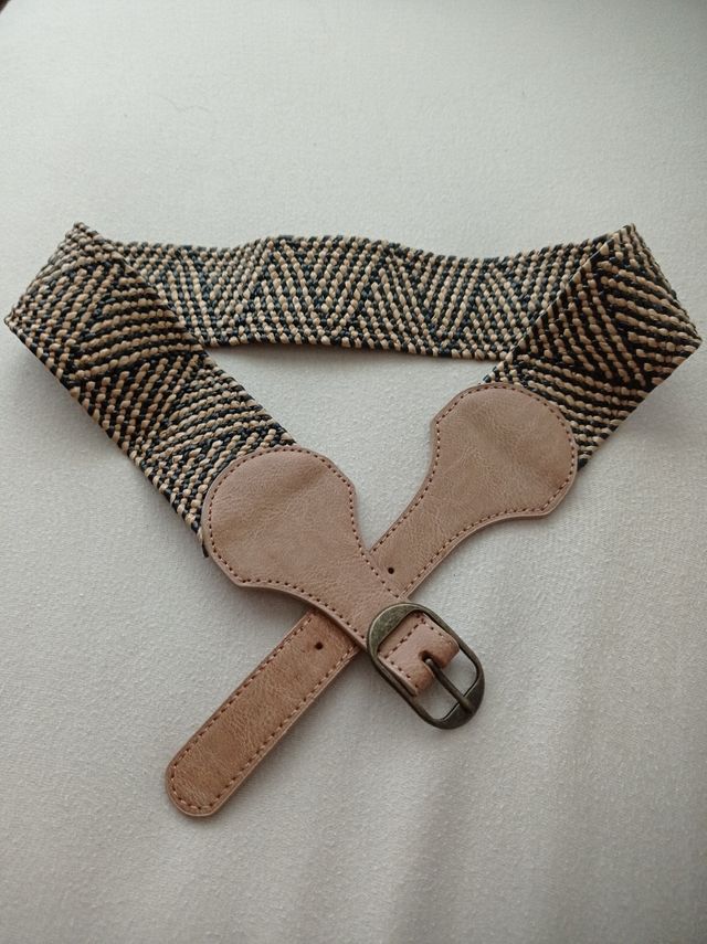 Cinturón elastizado. Talla S