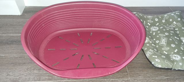 Cama perro pequeño /mediano más cojin
