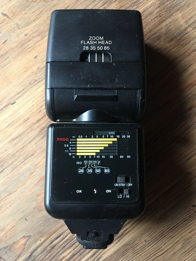 Flash Sakar 918AF/NIK