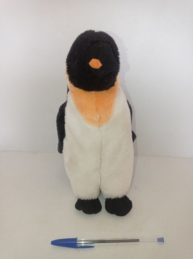 PINGUINO DI PELUCHE.