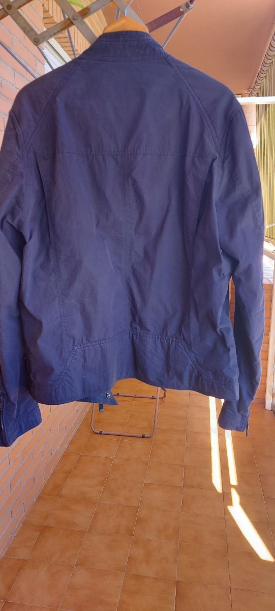 Cazadora entretiempo