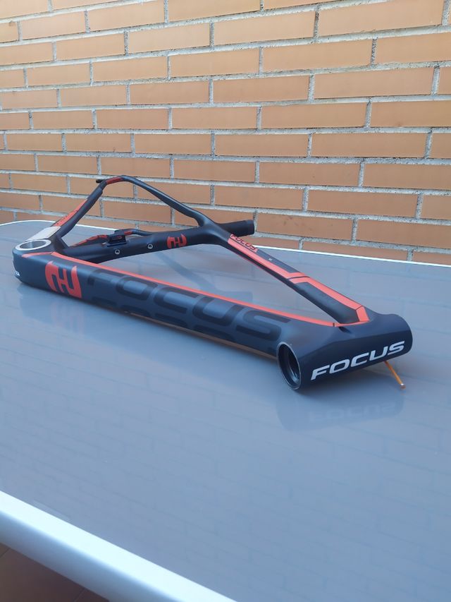 Carbón FOCUS IZALCO ErgoRide 1.0. Ctra.Nuevo.ENVÍO