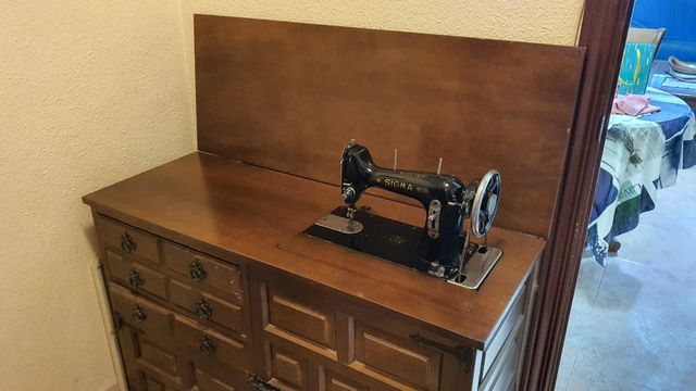 Maquina de Coser Sigma años 50