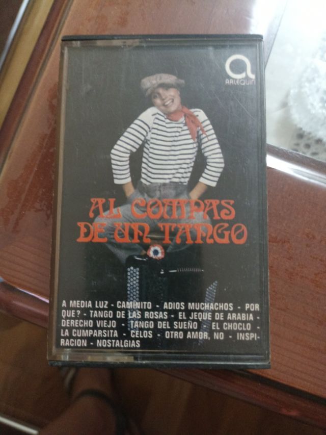 1 cassette tangos