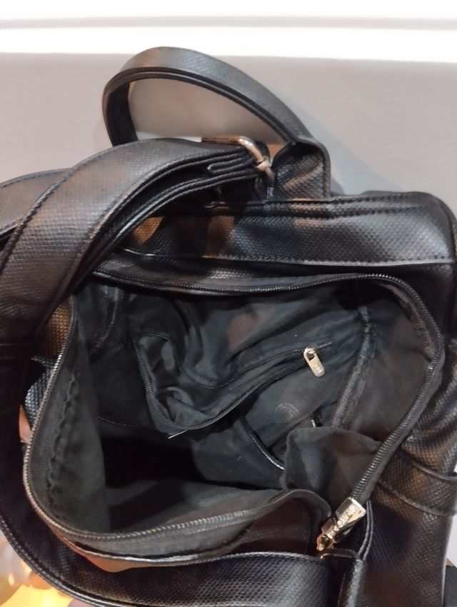 BOLSO MOCHILA NEGRO