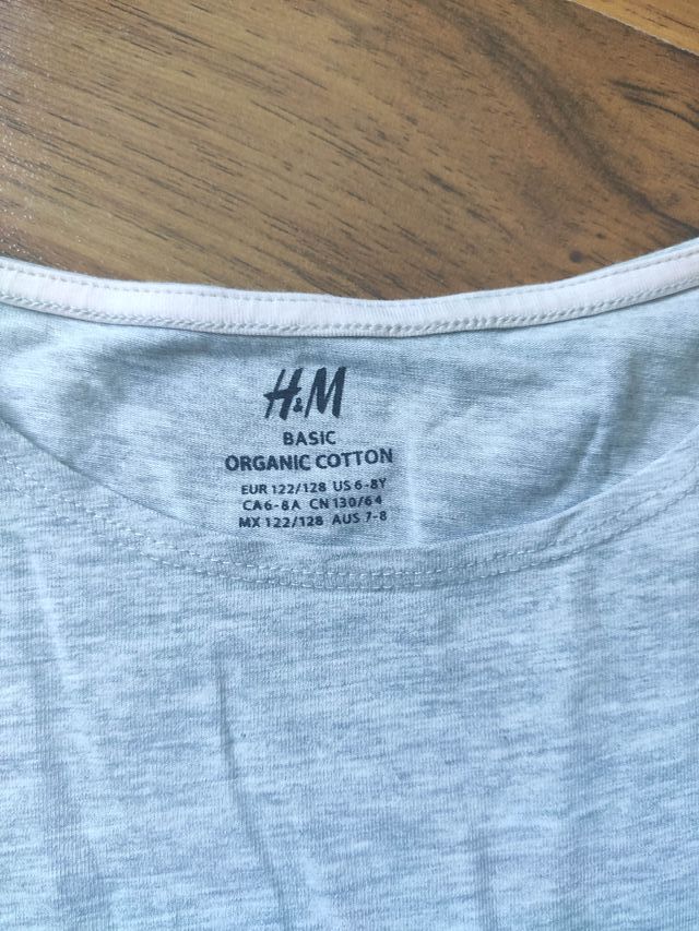 (B2.5e) (3x2) Camiseta HyM 6-8 años