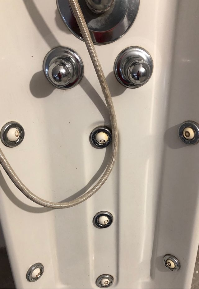 Coluna de hidromassagem Profiltek