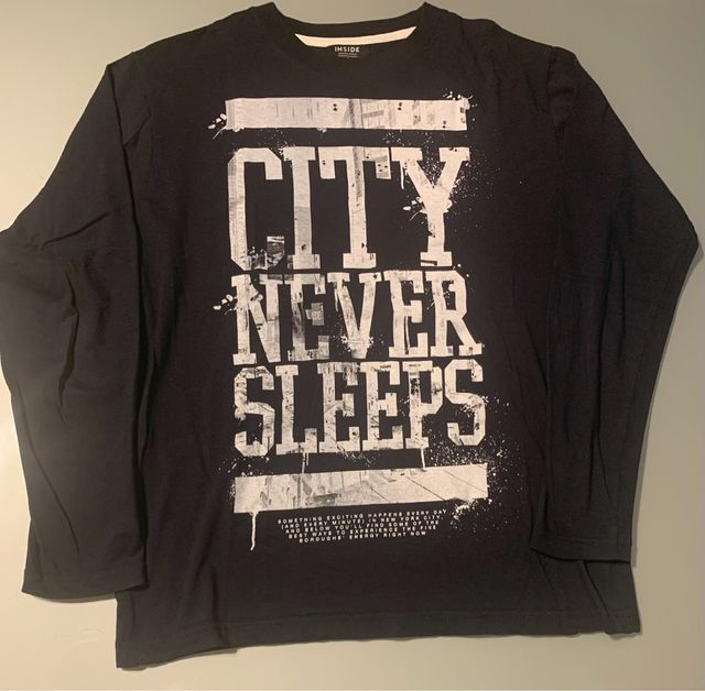 Camiseta Inside. Manga Larga Talla S