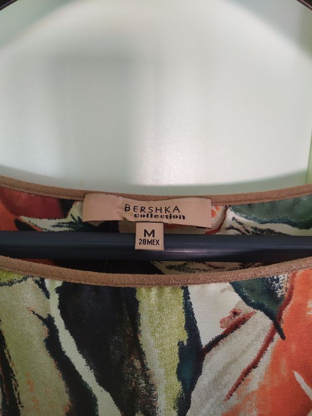 Camiseta Bershka t.M