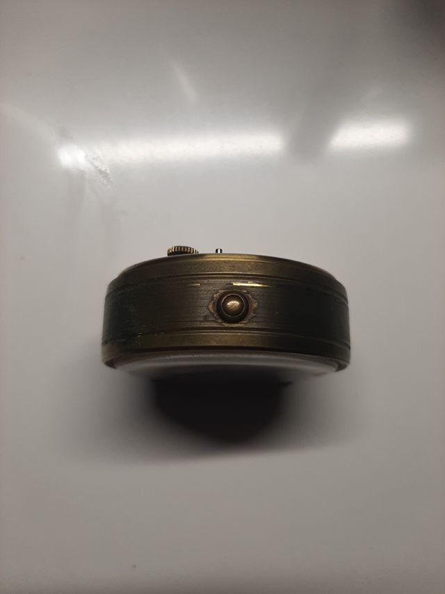 reloj despertador con más de 100 años funcionando