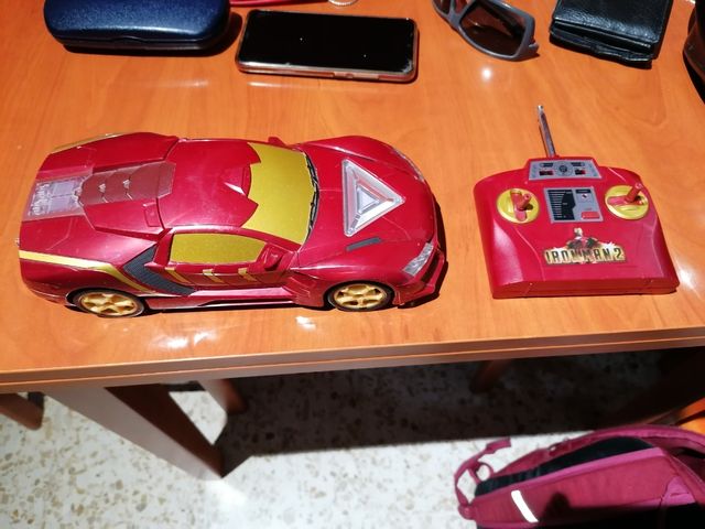 Coche teledirigido Iron Man 2