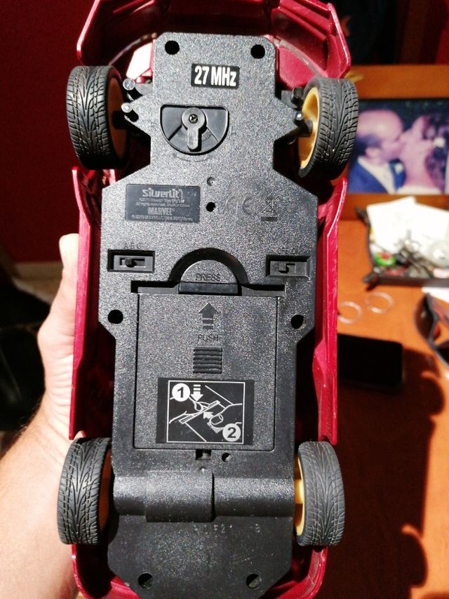Coche teledirigido Iron Man 2