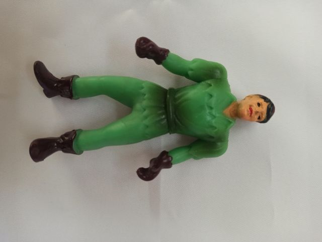 Muñeco vintage años 90