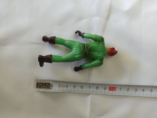 Muñeco vintage años 90