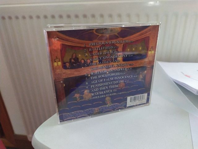 blind guardian-a night at the opera