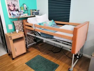 Cama articulada elevable con colchón