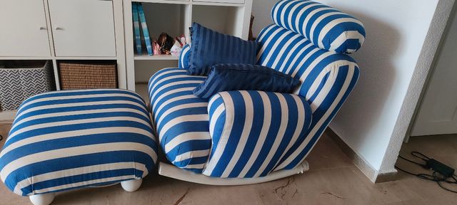 Sillón mecedora grande