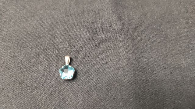Colgante de plata 925 con cristal azul