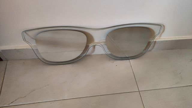 Espejo gafas de sol para pared