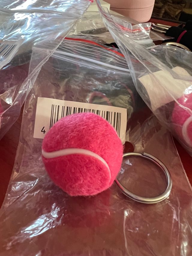 Llavero pelota tenis rosa