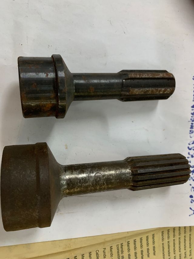 Piezas nuevas de la época del seat 1400