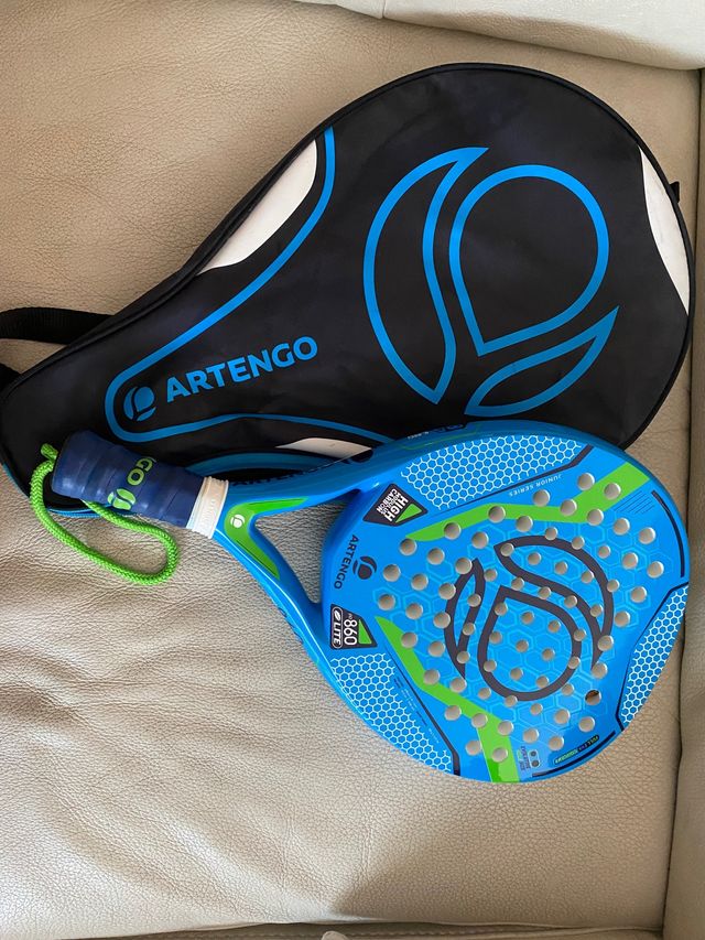 Pala pádel y paletero niño