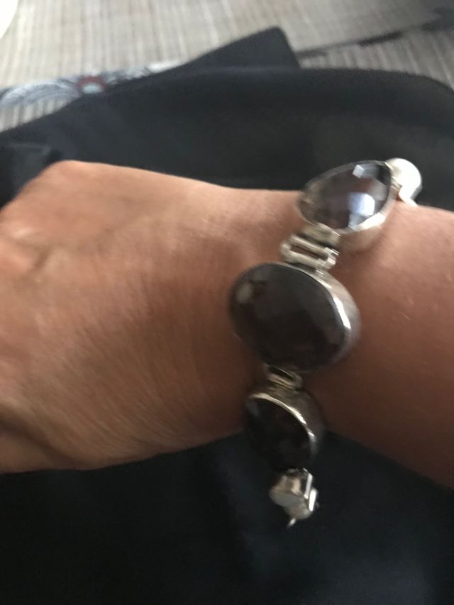 BRACCIALE CON QUARZO FUMÉ E PERLE NATURALI