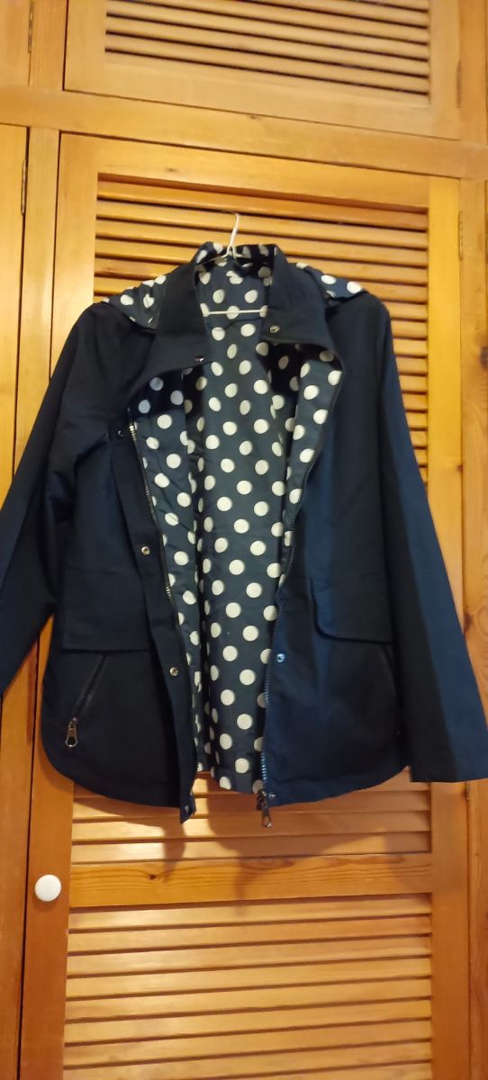 chubasquero reversible talla S nuevo