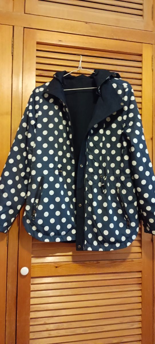 chubasquero reversible talla S nuevo