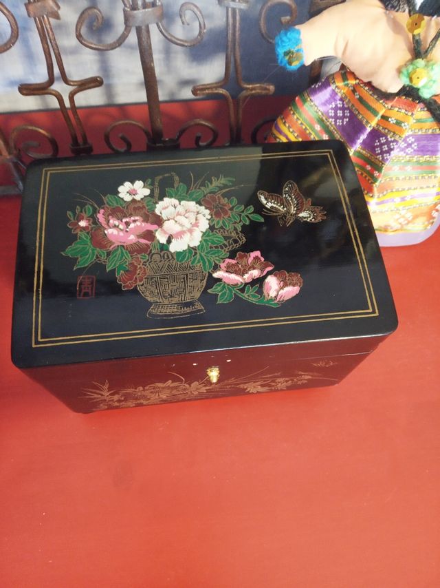 joyero oriental musical