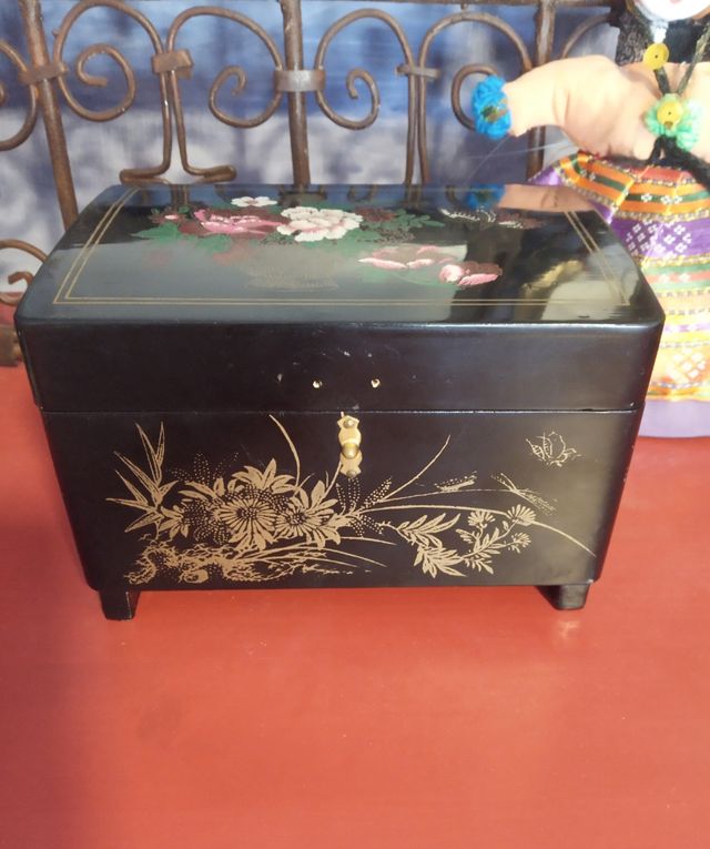 joyero oriental musical