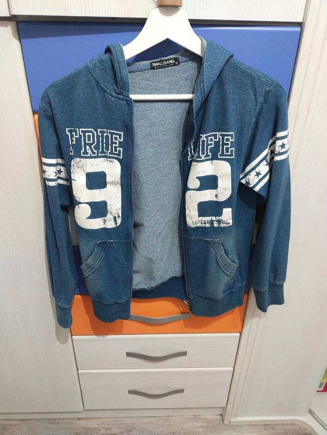 chaqueta azul