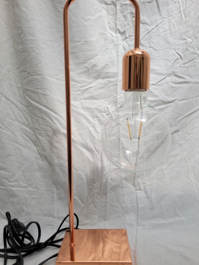 lámpara de sobremesa cobre