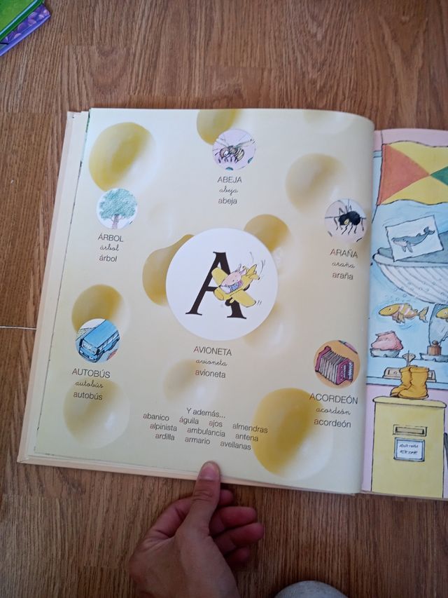 Aprende el abecedario con el ratoncillo sabio