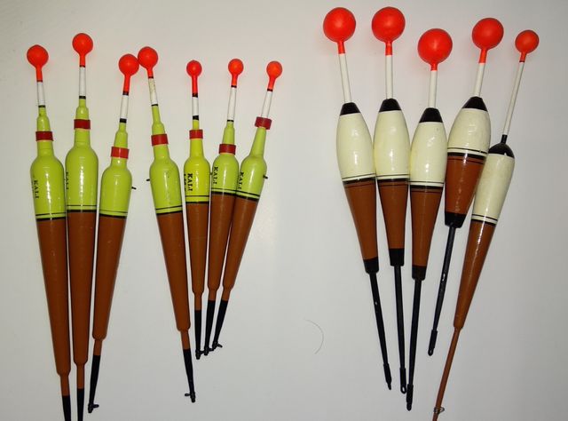 LOTE 2 - Material de pesca nuevo
