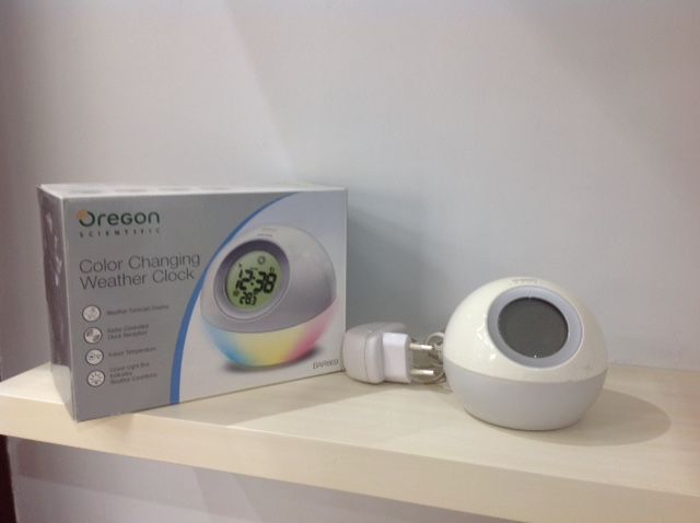 Reloj meteorológico multicolor