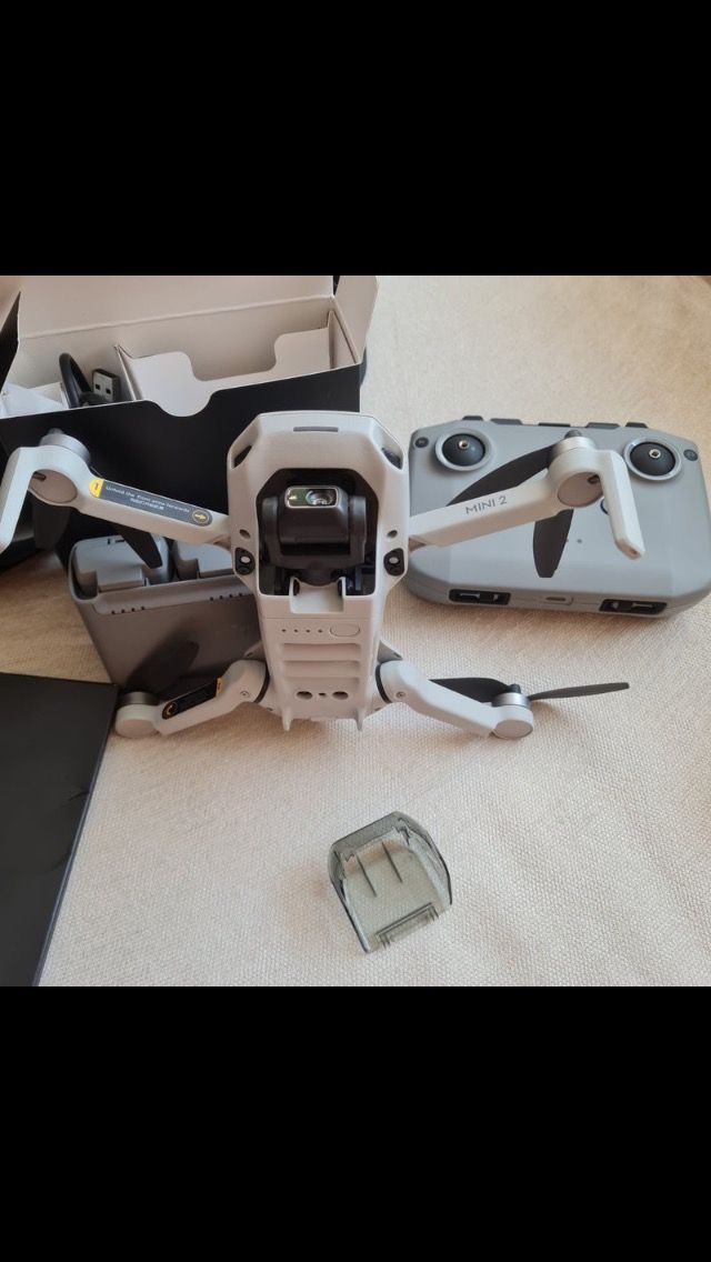 DJI Mini 2 Combo de segunda mano por 470 EUR en Madrid en WALLAPOP