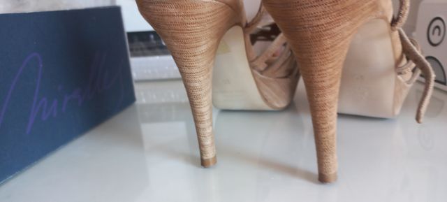 Sandalias Pedro Miralles T-38 seminuevos