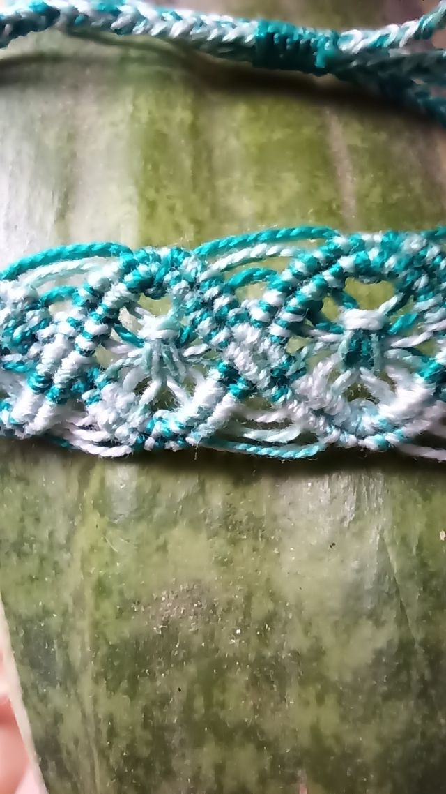Pulsera turquesa de macramé
