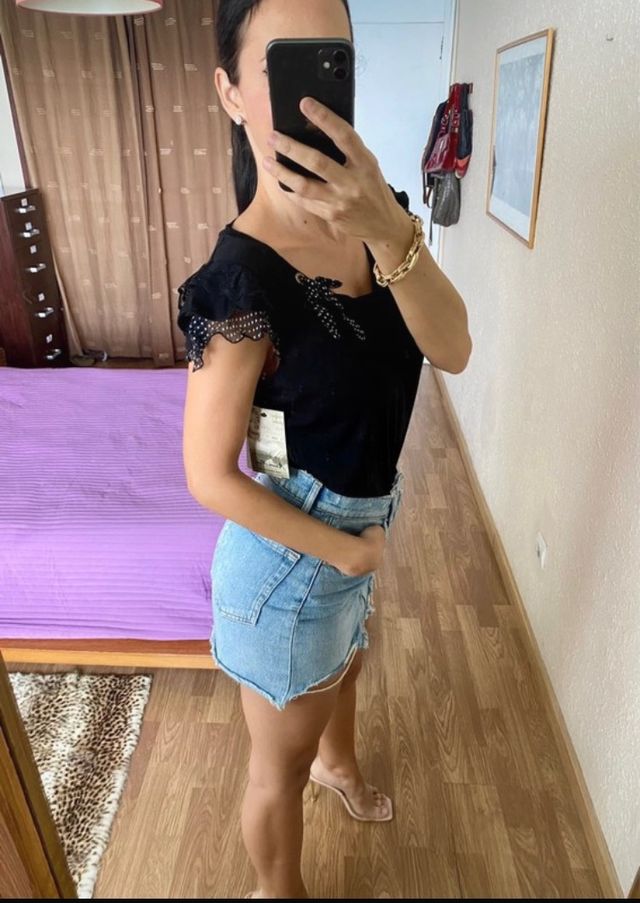 Nuevo top volantes encaje y seda Anna Mora  XL