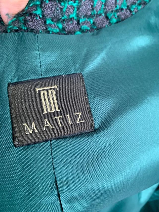 Chaqueta marca Matiz gran calidad.