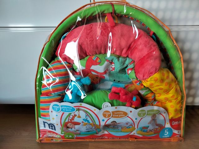 Alfombra de actividades para bebé