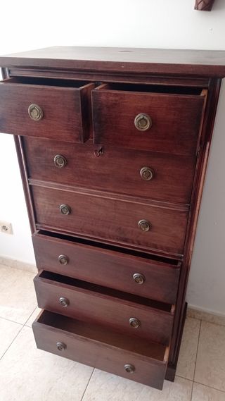 Secretaire
