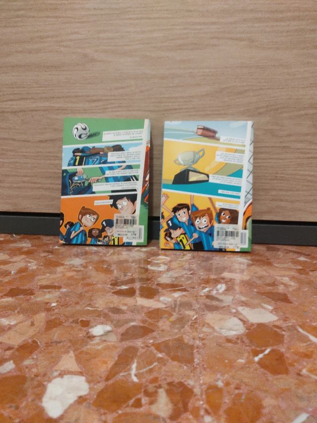 ¡OFERTA! Dos libros de los futbolisimos (uno y dos